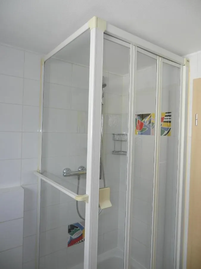 Dachgeschoss Feriewohnung Fuer Zwei Cologne
